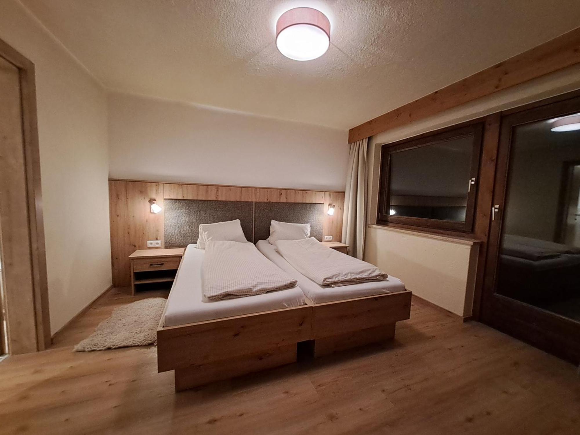 Berghaus Praxmarer Villa Langenfeld Room photo
